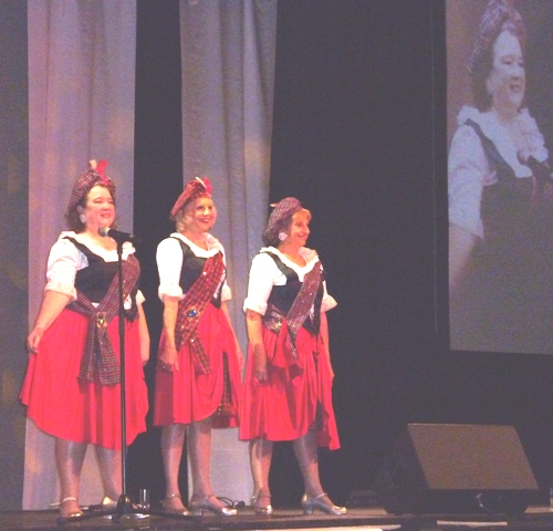 gallery/gal/Amana_Living_Residents_Party_Burswood_Ballroom/Scottish_dance.jpg