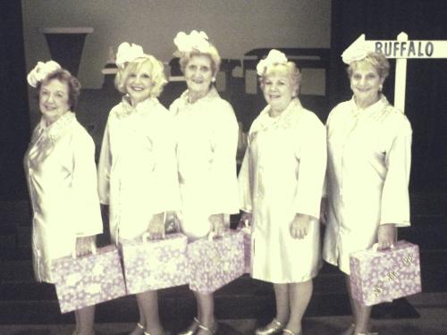 gallery/gal/Magic_Night_2013/choo_choo_blackand_white.jpg